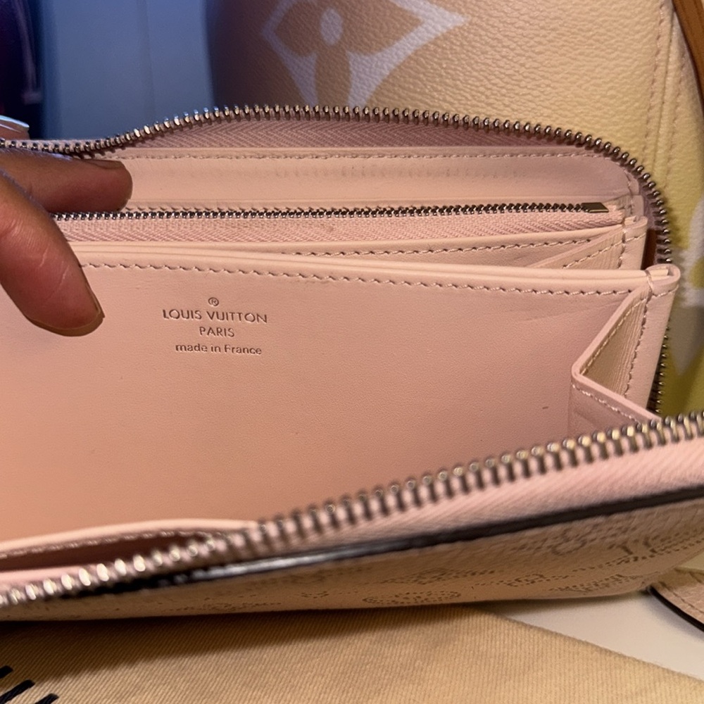 🎀Louis Vuitton Pink zippy wallet color pink jasmin - Picture 13 of 17